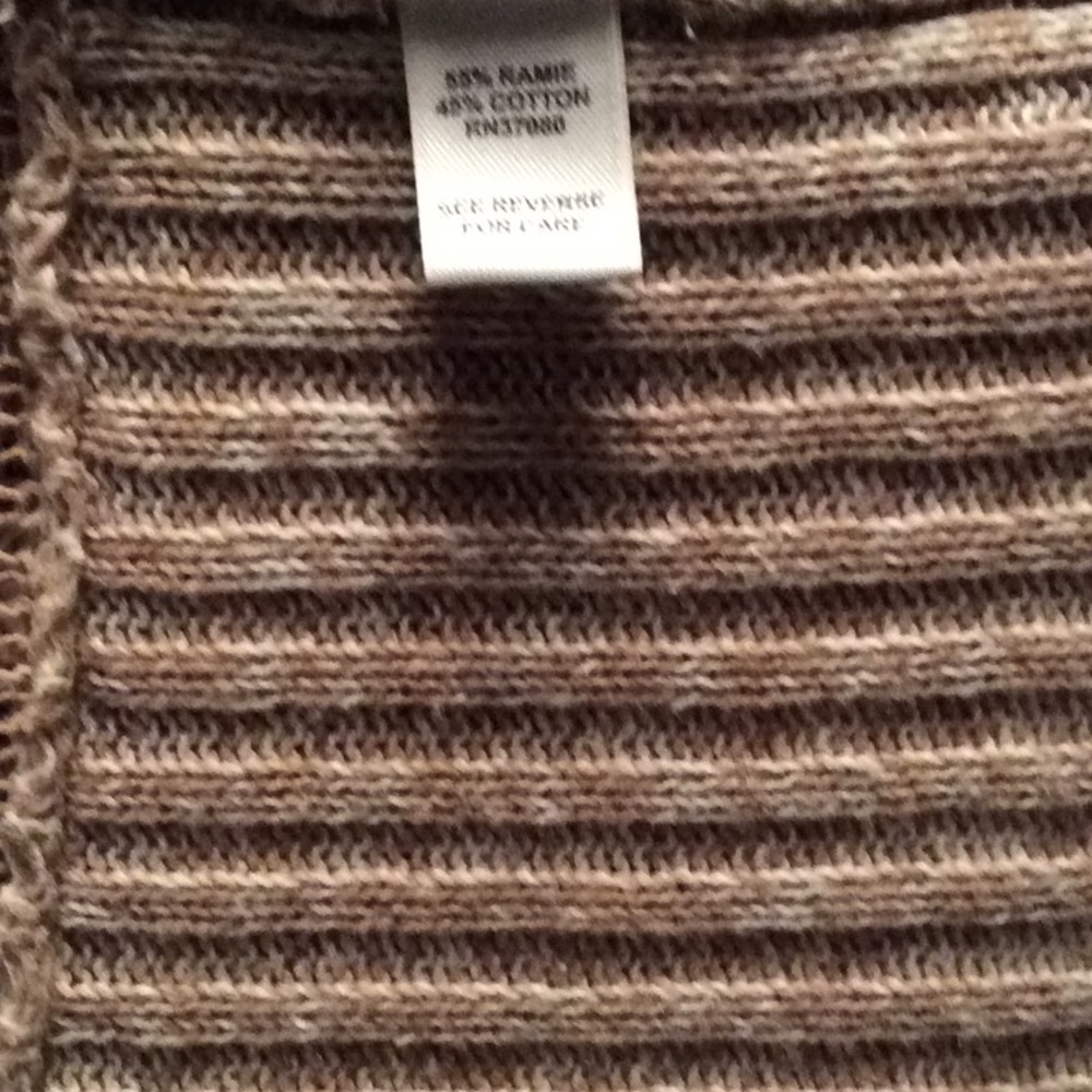 CATO Open Front Multi Color Sweater. - Picture 4 of 4